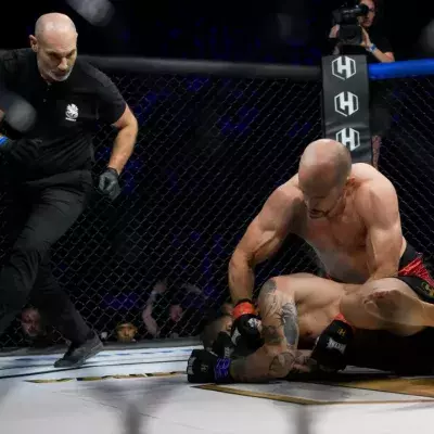 GregMMA à l'Hexagone MMA