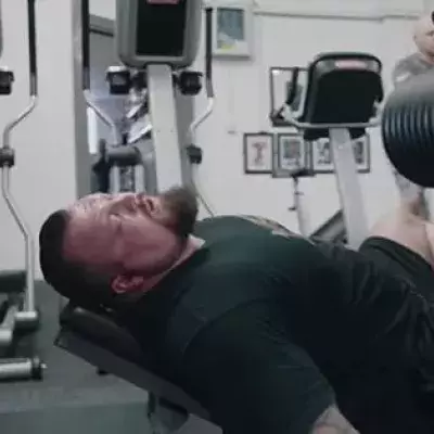 Eddie Hall s'évanouit