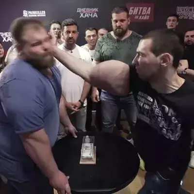 Kirill Tereshin vs Kirill Tereshin concours de claques synthol