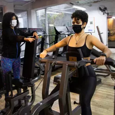 Les masques spéciaux pour les salles de sport vont-ils permettre leur réouverture ? 
