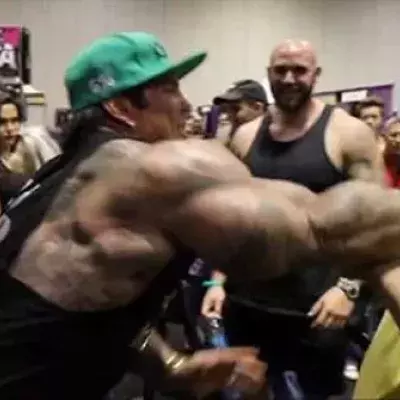 Le jour où Rich Piana a giflé un fan qui le trollait sur les réseaux sociaux