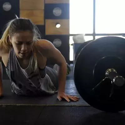 Burpees : comment faire l'exercice correctement pour perdre du poids et renforcer ses muscles