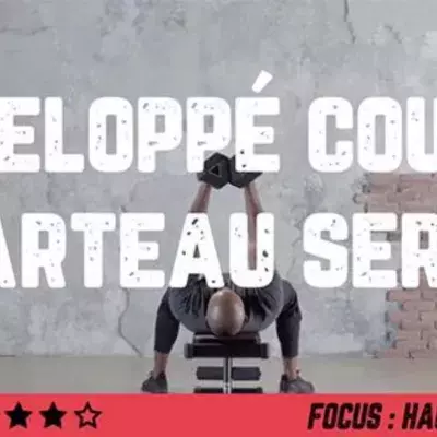 Développé couché "marteau serré"