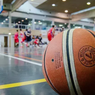 Voici quelques exercices pour progresser au basketball