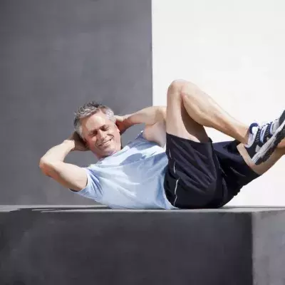 5 exercices à faire chez soi pour se muscler les abdominaux inférieurs