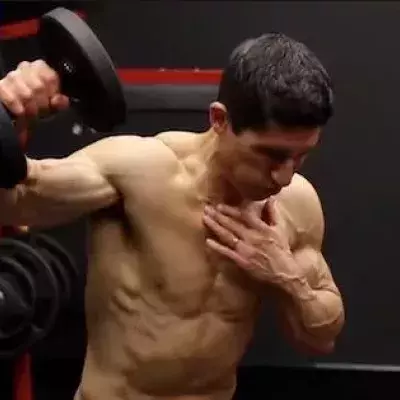 Explosez vos épaules avec 5 exercices originaux