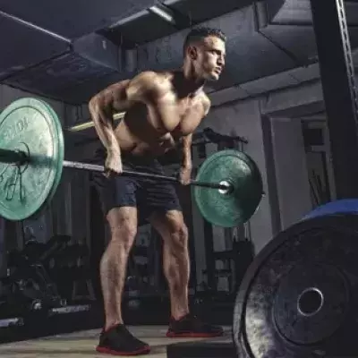 Rowing, l'exercice que vous devez absolument ajouter dans votre séance de dos