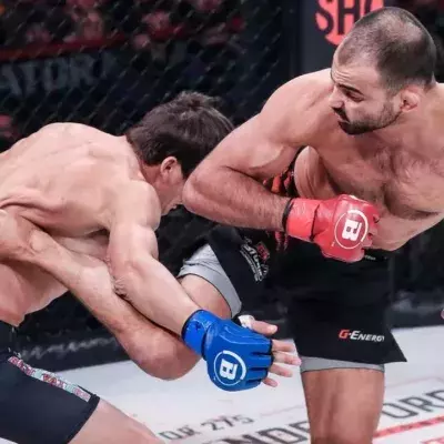 Chance Rencountre a été touché par un superbe "spinning back kick" d'Andrey Koreshkov. 