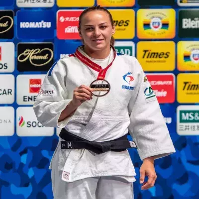 Affaire Pinot : la championne de judo qui accuse son coach Alain Schmitt de violences conjugales témoigne