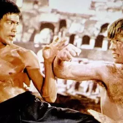 Bruce Lee et Chuck Norris sur le tournage du film La Fureur du Dragon. 
