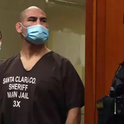 Cain Velasquez lors de son audience au tribunal. 