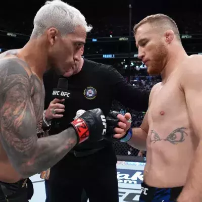 Charles Oliveira a fait face à Justin Gaethje lors de l'UFC 274. 