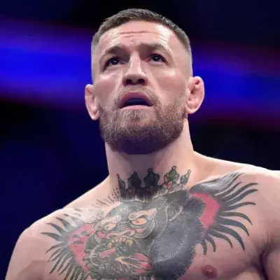 Conor McGregor avant son combat face à Dustin Poirier à l'UFC 264. 