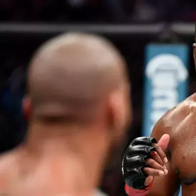 Francis Ngannou a combattu face à Ciryl Gane avec une blessure au genou. 