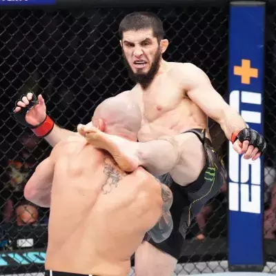 Islam Makhachev avait battu Alexander Volkanovski à l'UFC 284. 