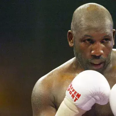 Julius Francis a affronté Mike Tyson en 2000. 