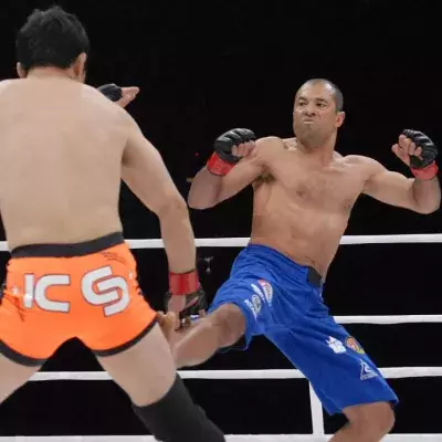 Royce Gracie et Kazushi Sakuraba se sont fait face une deuxième fois en 2007. 