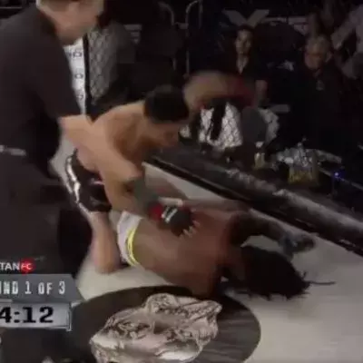 Un arbitre ignore un appel à l'aide d'un combattant de MMA ! 
