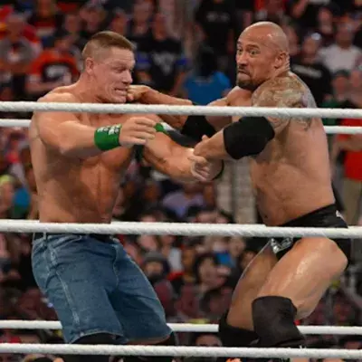 John Cena et Dwayne "The Rock" Johnson à Wrestlemania. 