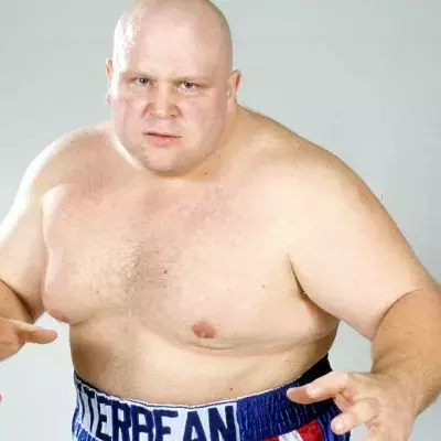 Eric Esch, surnommé Butterbean, s'est transformé physiquement depuis sa retraite des sports de combat. 
