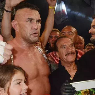 Jérôme Le Banner est considéré comme l'un des meilleurs kickboxeurs de tous les temps. 
