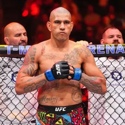 Alex Pereira lors de l'UFC 320.