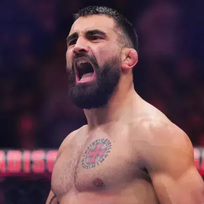 Benoit Saint-Denis a annoncé son retour sur la carte de l'UFC Paris 2024. 