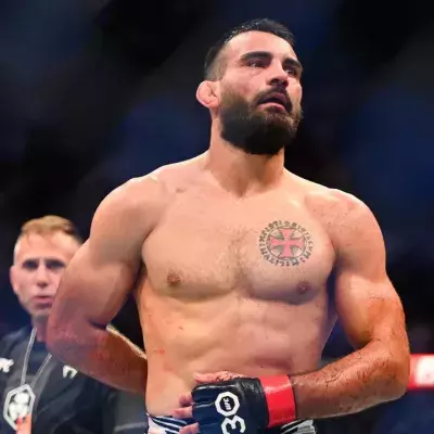 Benoit Saint-Denis dans la cage de l'UFC