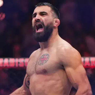 Benoit Saint-Denis l'a emporté par KO au 1er round contre Matt Frevola à l'UFC 295. 