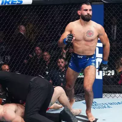 Benoit Saint-Denis s'est imposé par KO au 1er round face à Matt Frevola à l'UFC 295. 