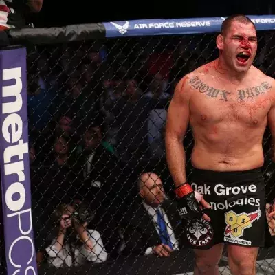 Cain Velasquez lors de son combat à l'UFC 166 face à Junior Dos Santos 