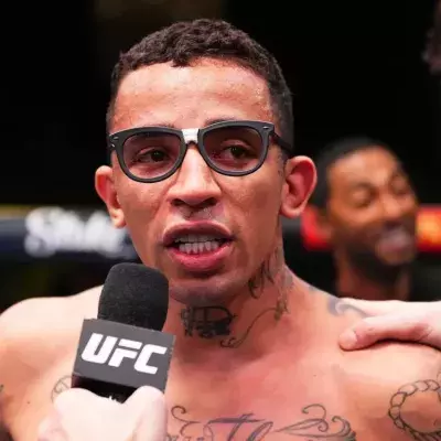 Carlos Prates en interview après sa victoire contre Neil Magny à l'UFC. 