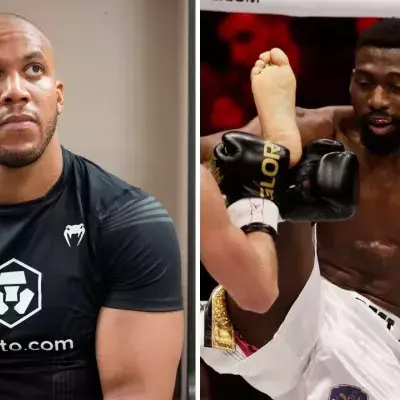 Ciryl Gane et Cédric Doumbé sont tous les deux combattants français de MMA. 