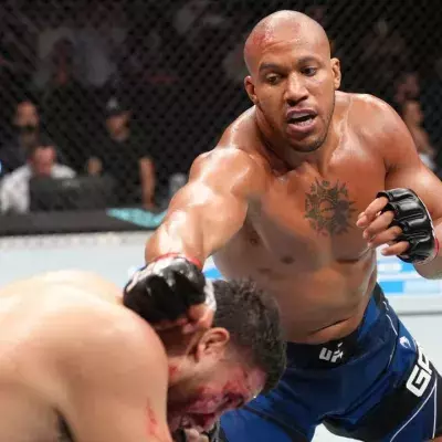 Ciryl Gane veut faire son retour en mars à l'UFC. 