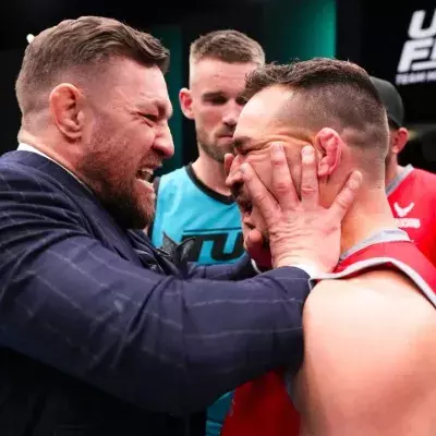 Conor McGregor et Michael Chandler lors de leur confrontation sur l'émission "The Ultimate Fighter". 