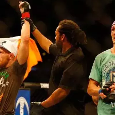 Conor McGregor vs Max Holloway