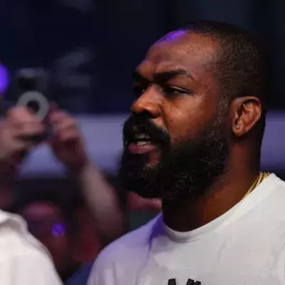 Francis Ngannou et Jon Jones