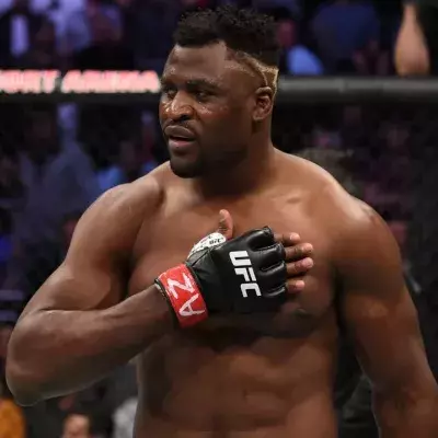 Francis Ngannou a repris les sparrings à l'entrainement. 