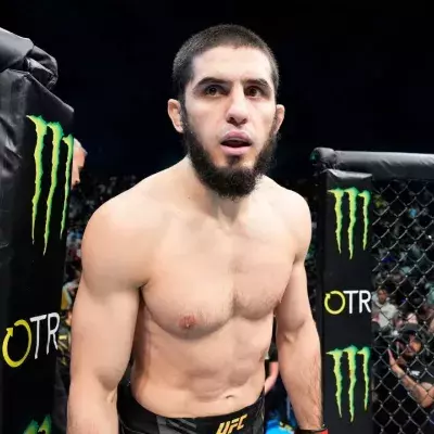 Islam Makhachev est actuellement champion poids léger de l'UFC. 