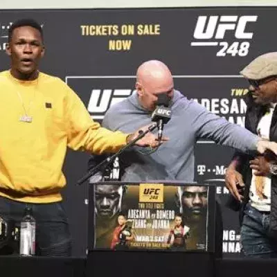 Israel Adesanya vs Yoel Romero