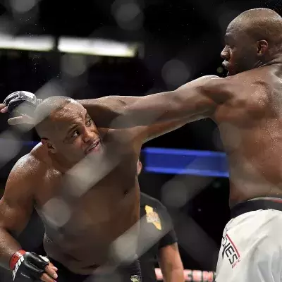 Jon Jones a affronté Daniel Cormier à deux reprises dans sa carrière. 
