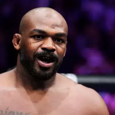 Jon Jones lors de son combat contre Ciryl Gane à l'UFC 285. 