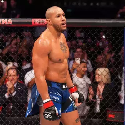 Le domicile de Ciryl Gane a été cambriolé lors de l'UFC Paris. 