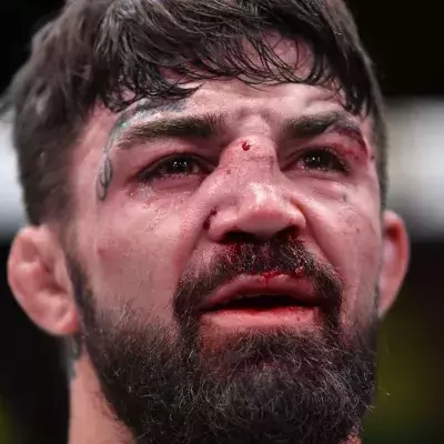 Mike Perry compte 22 combats professionnels de MMA en carrière. 