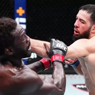 Nassourdine Imavov a vaincu Jared Cannonier par TKO au 4e round