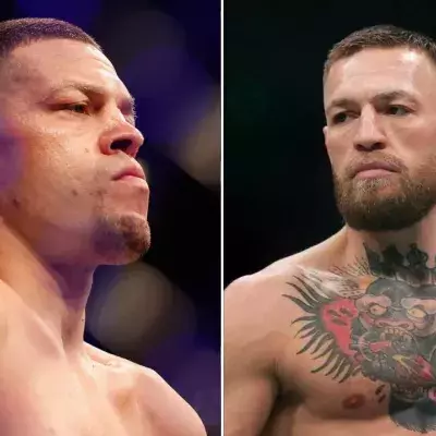 Nate Diaz et Conor McGregor dans la cage de l'UFC