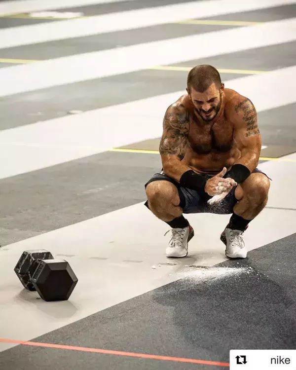 #1 Mat Fraser : 1,7 millions d'abonnés