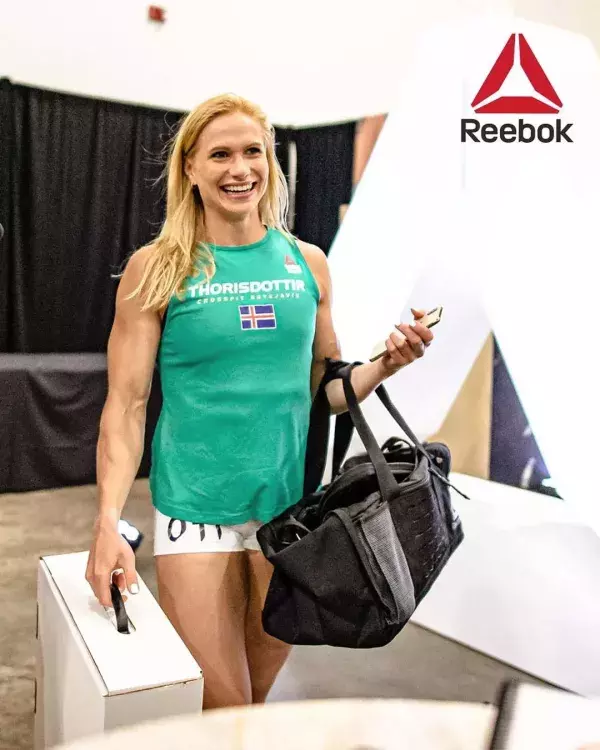 #8 Annie Thorisdottir : 1,1 millions d'abonnés