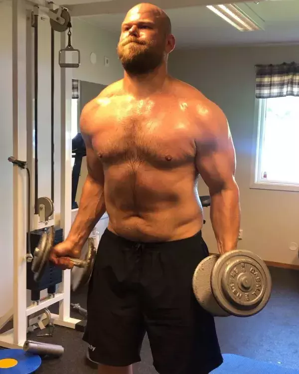 Johannes Årsjö - 1m90/155kg - Suédois