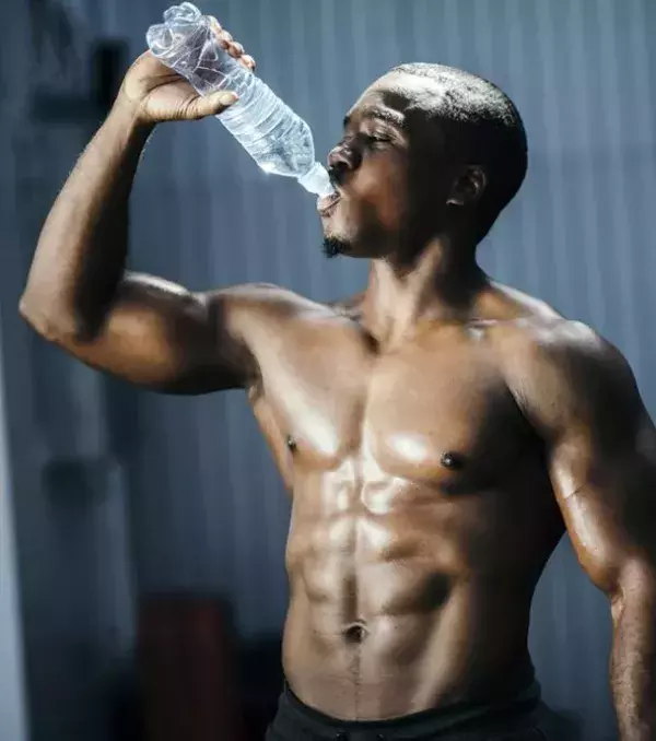 2. Hydratez-vous correctement. 